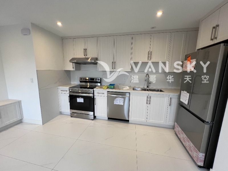 250617210341_Up Close Kitchen  Living Room.jpg